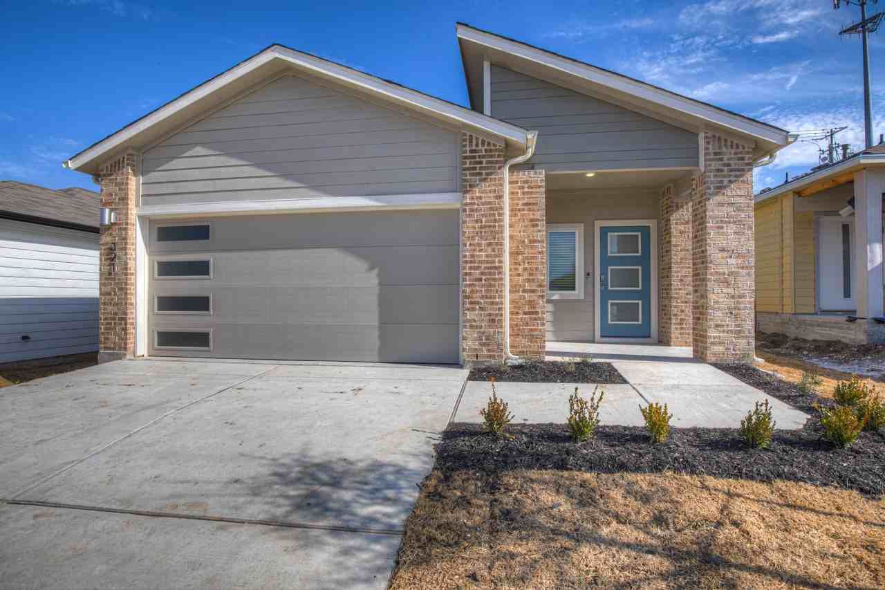340 Robertson Rd - Photo 3 of 25