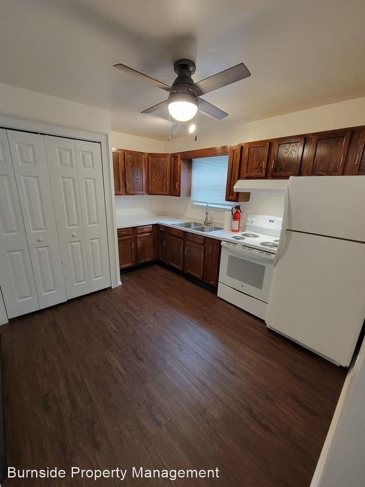 848/850 Pine Street - Photo 2 of 15