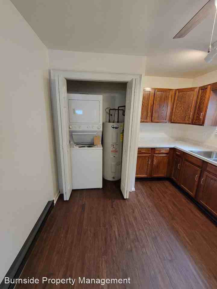 848/850 Pine Street - Photo 3 of 15