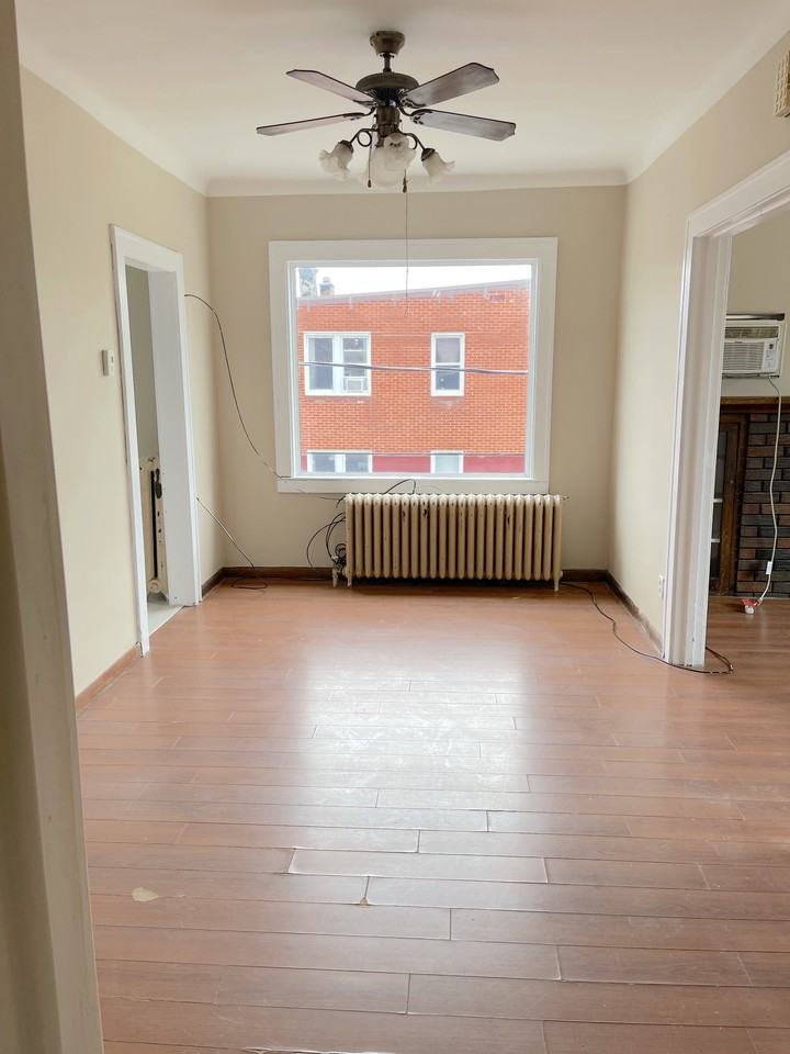 538 Louis Ave - Photo 3 of 15