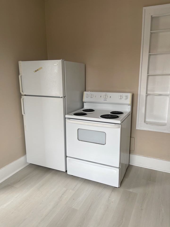 538 Louis Ave - Photo 6 of 15