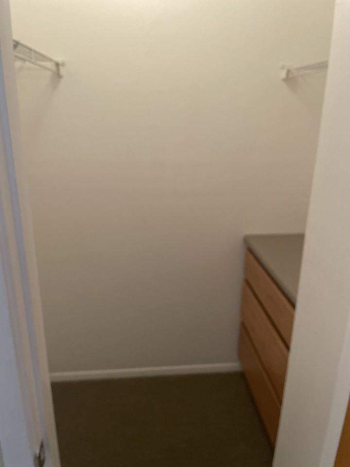 1520 Girard Blvd Ne - Photo 7 of 27