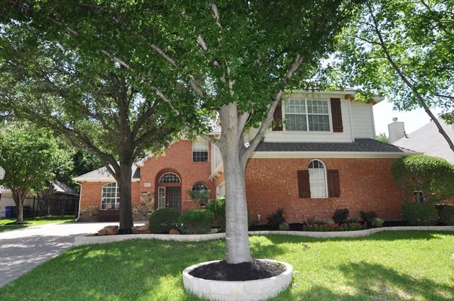 317 Bramble Woods - Photo 2 of 25