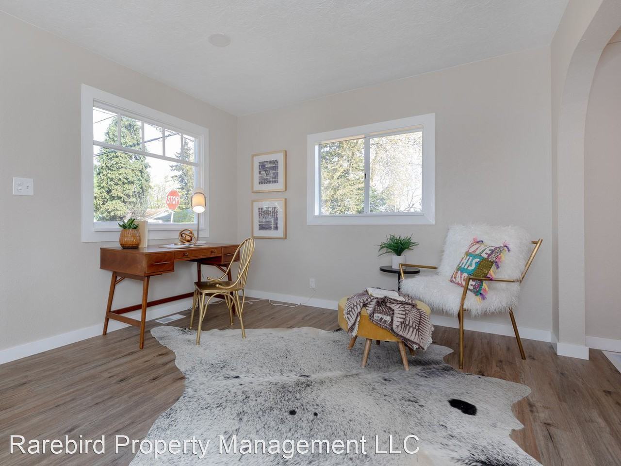 4540 Ne 90th Ave - Photo 3 of 28