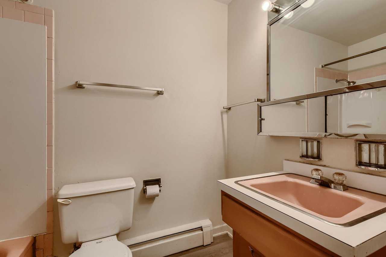 Fleetwood Center - Photo 6 of 25