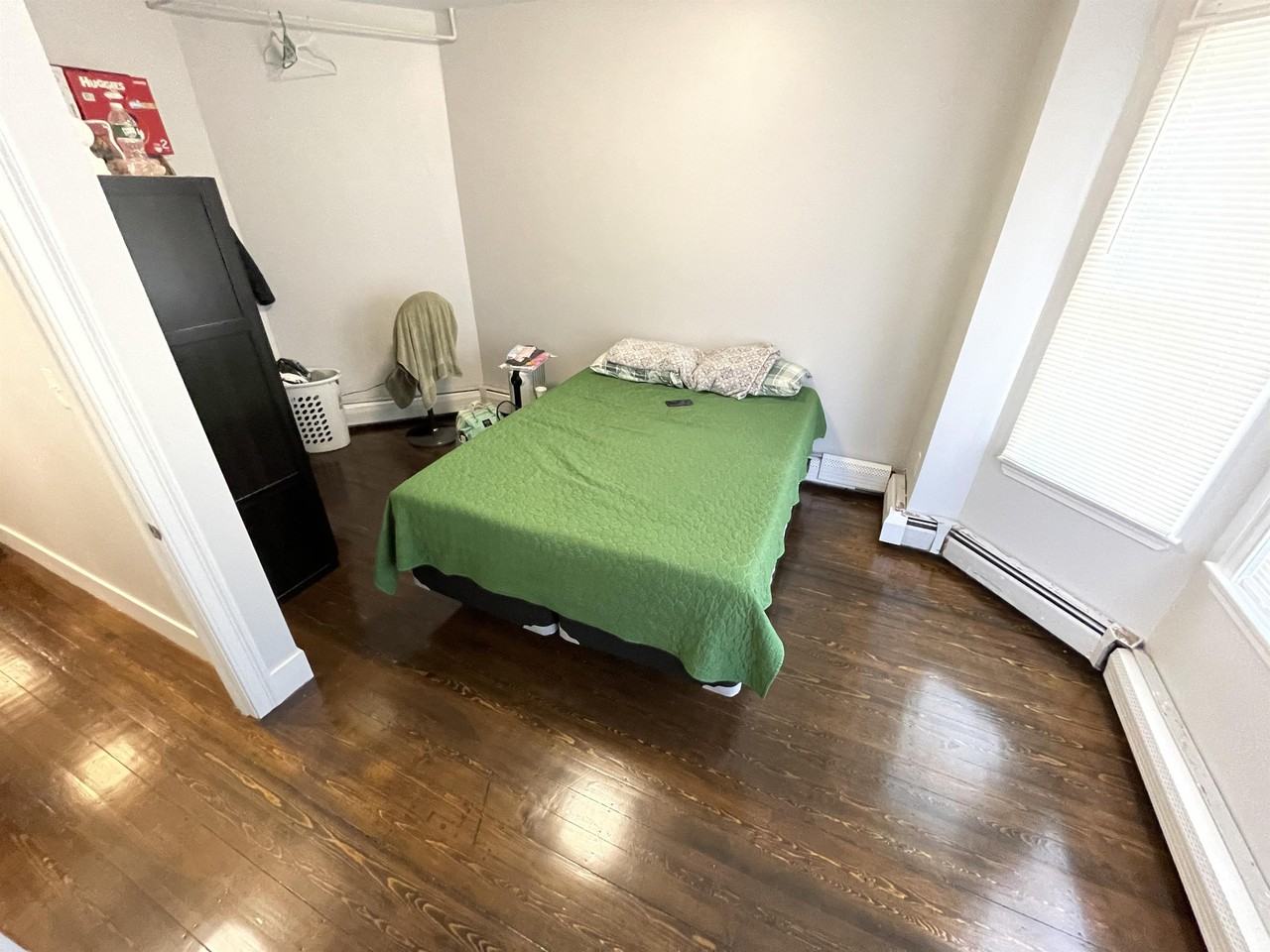 235 Bennington St #2 - Photo 3 of 9