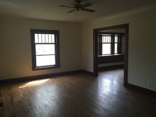 601 Smith Ave - Photo 3 of 21