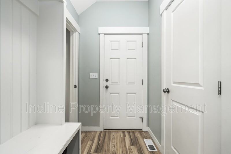 4438 E Hurstbourne Dr - Photo 7 of 28