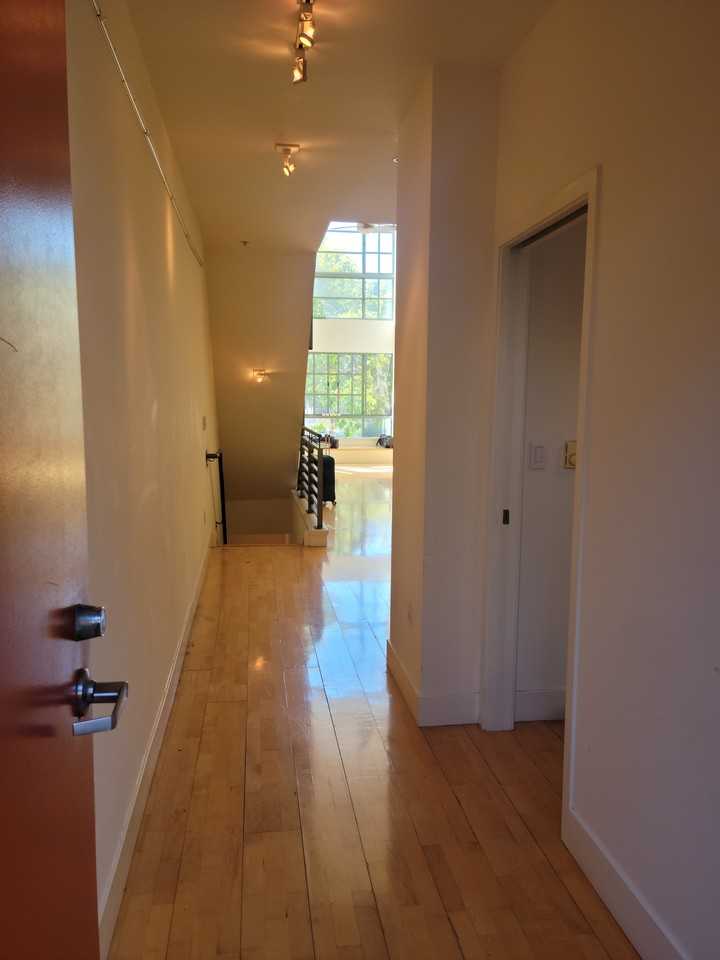590 6th Street #204