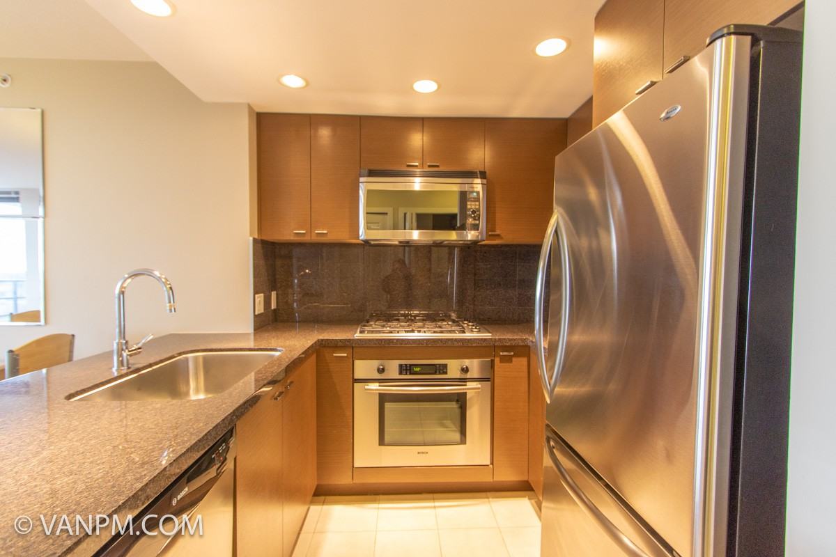 Garden Residences 1602 - Photo 3 of 14