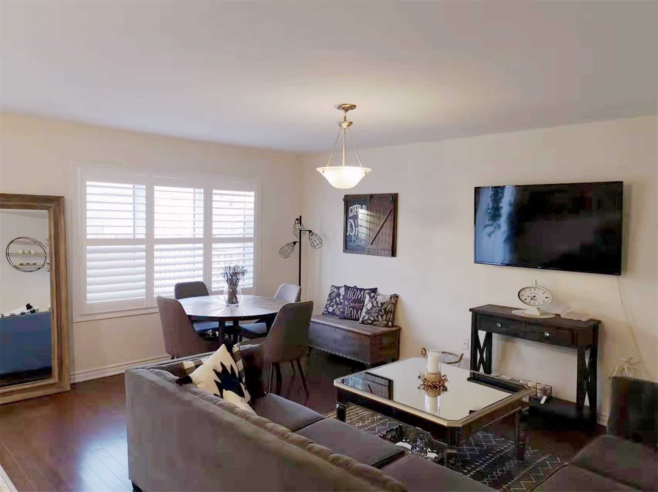 114 Coho Drive - Photo 2 of 8