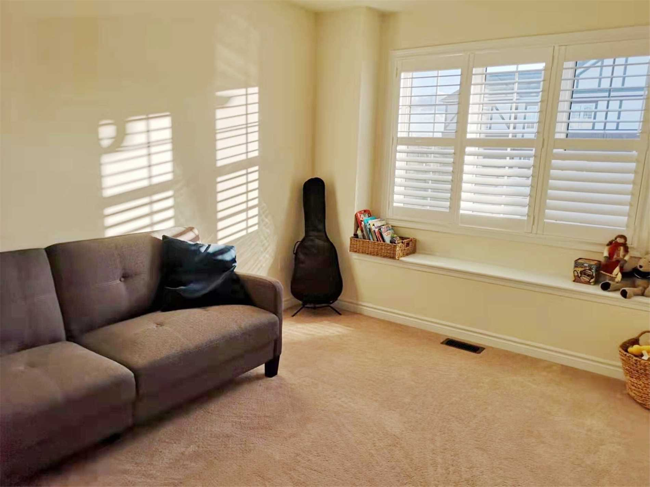 114 Coho Drive - Photo 3 of 8