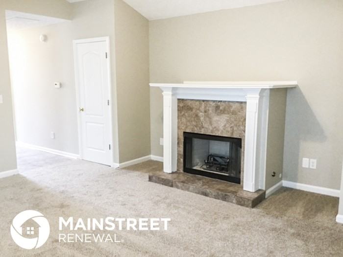 180 Victoria Blvd - Photo 3 of 15