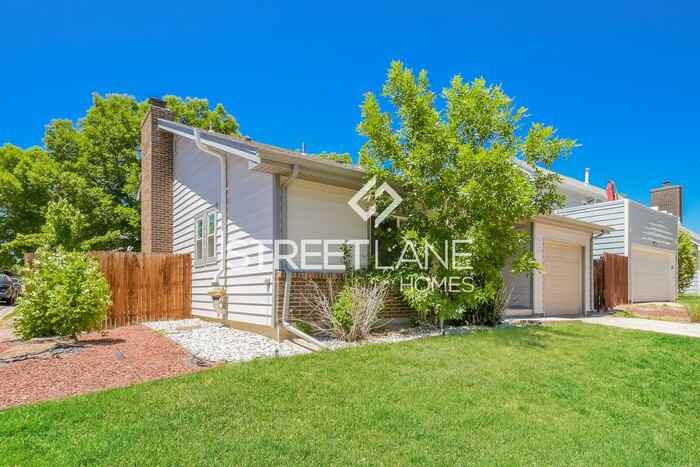 381 Cypress St - Photo 2 of 15