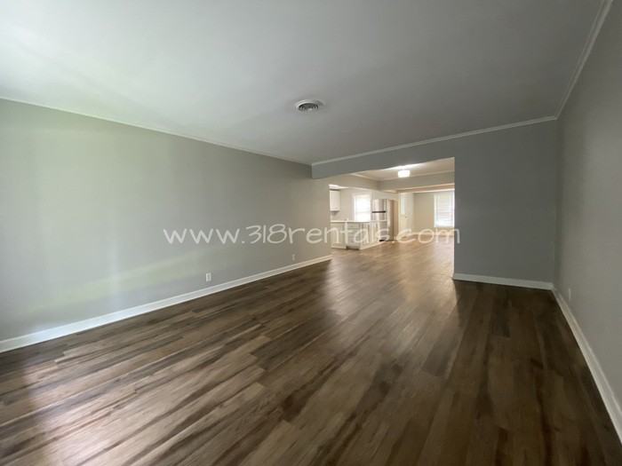 186 Charles Ave - Photo 2 of 12