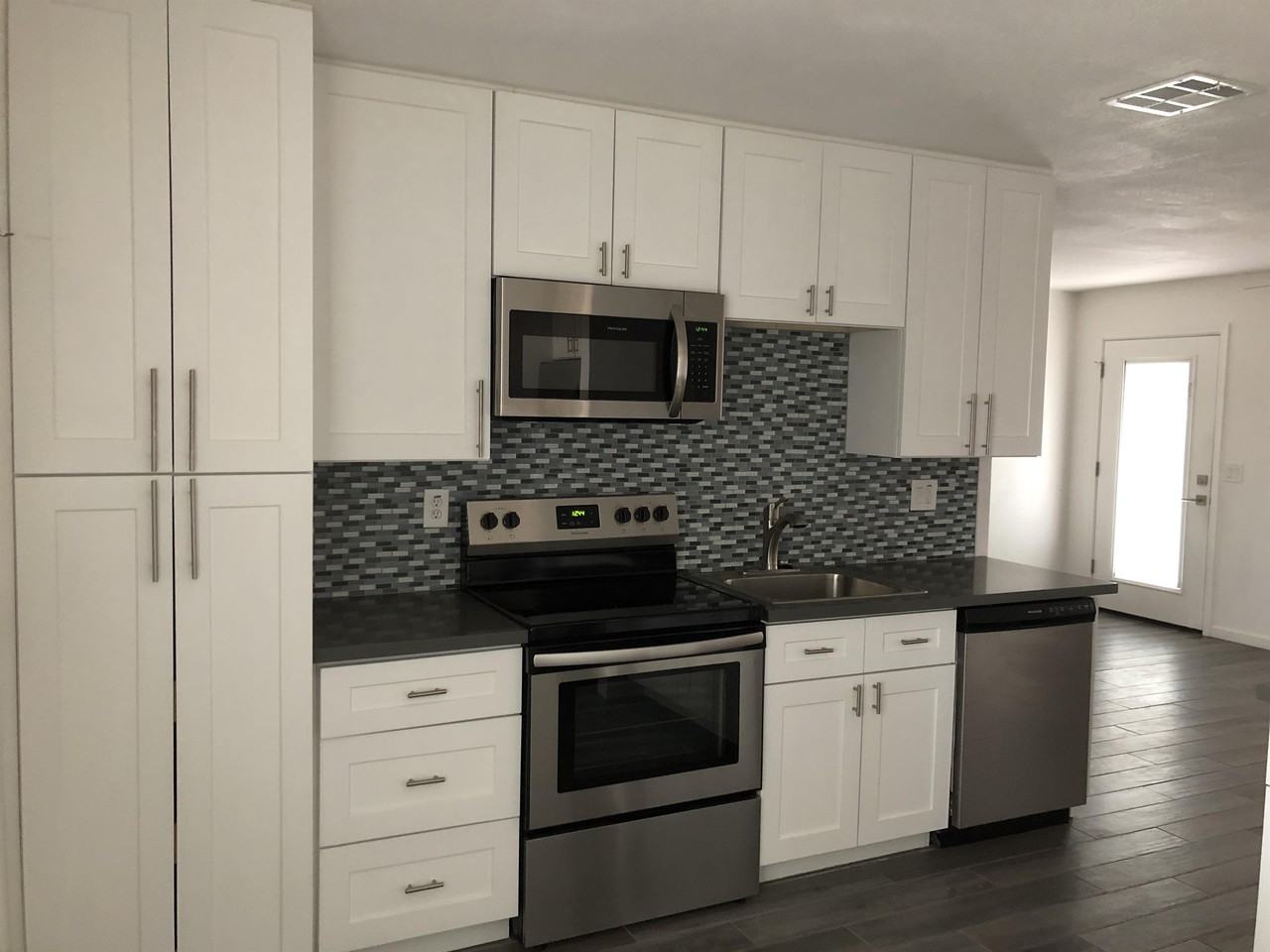 7102 E Oak St #01 - Photo 3 of 15