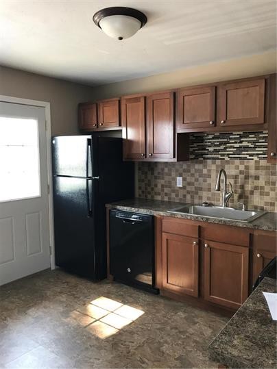 40 Circle Dr #40 - Photo 2 of 6