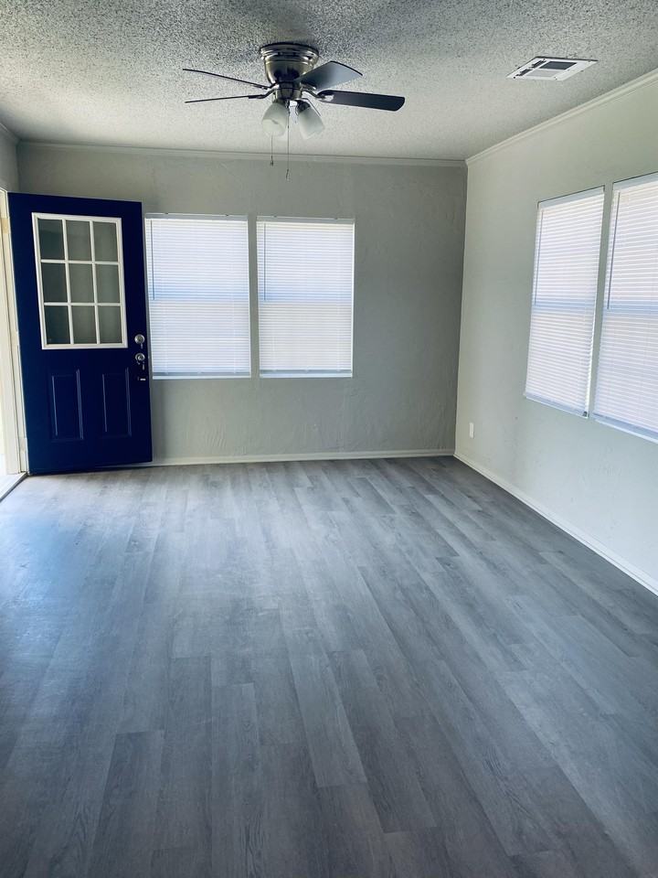1606 E Cherokee Ave #1 - Photo 6 of 16