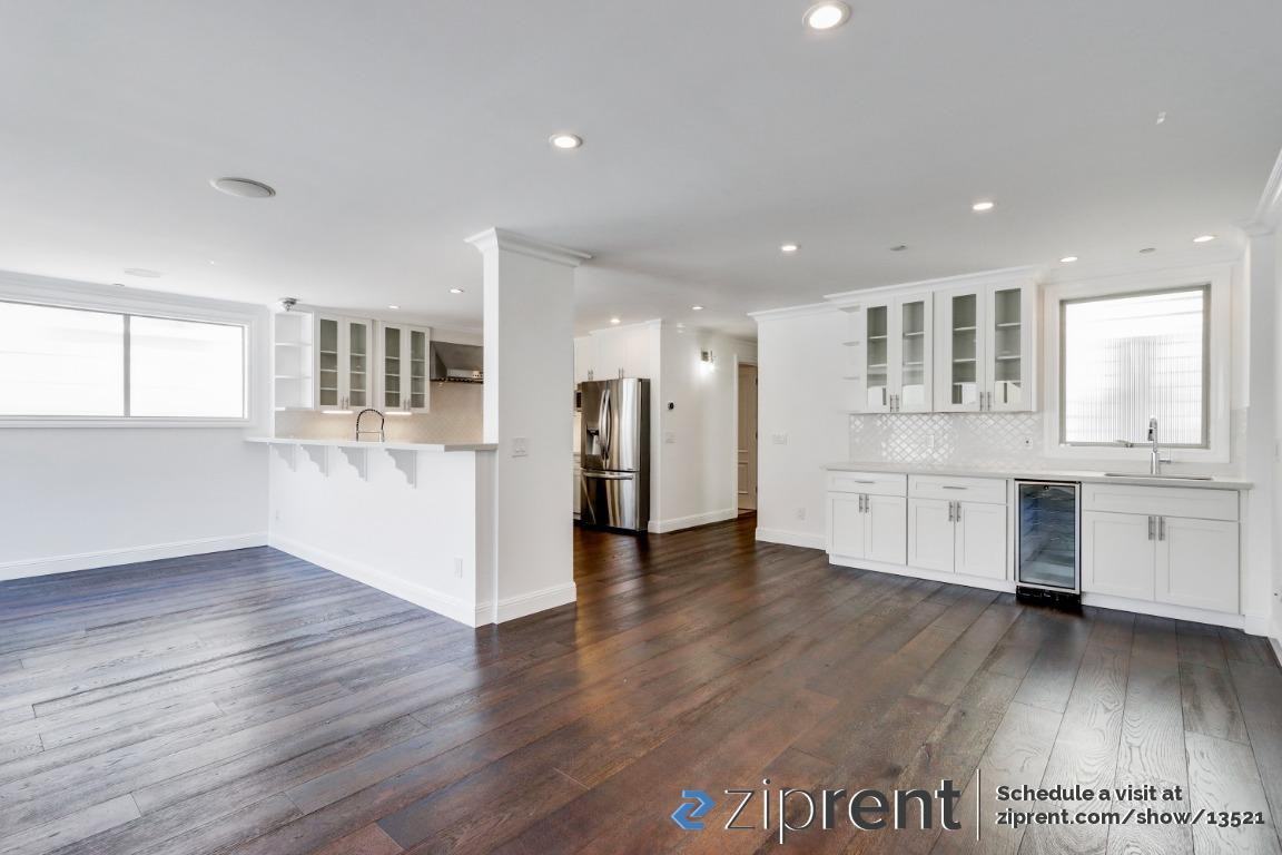 3653 Buchanan St #1 - Photo 3 of 20