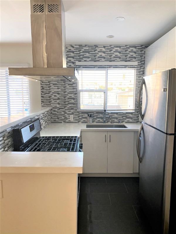 1433 9th St #F - Photo 2 of 20