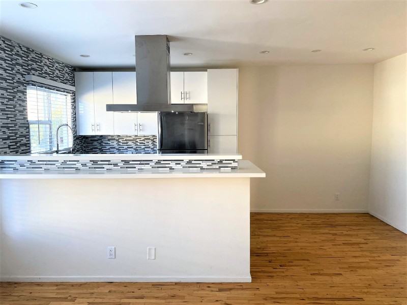 1433 9th St #F - Photo 6 of 20