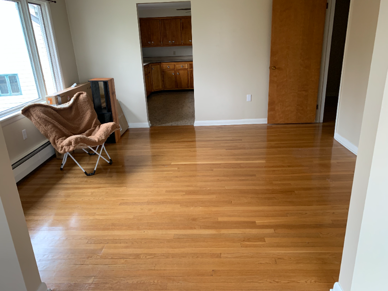 307 Warren St - Photo 6 of 14