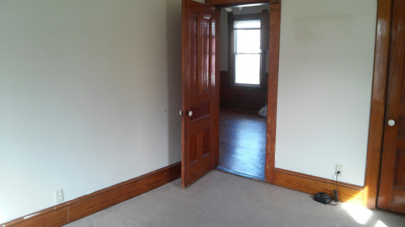 336 Parker St - Photo 3 of 11