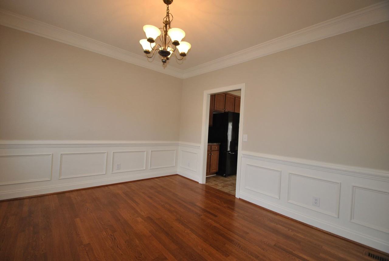 1950 Ironstone Ct - Photo 2 of 15