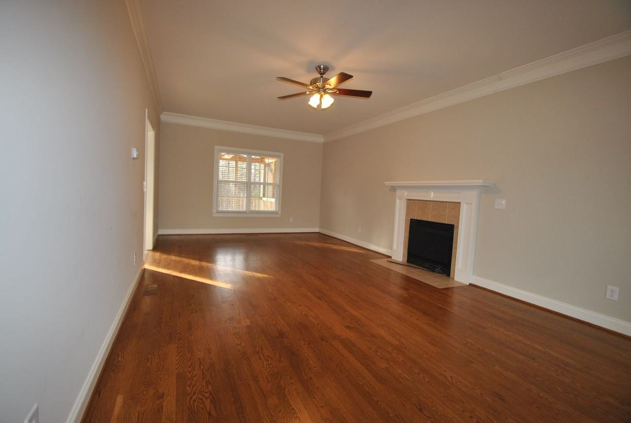 1950 Ironstone Ct - Photo 3 of 15