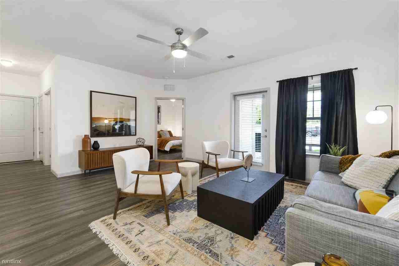 The Warrick - Photo 2 of 22