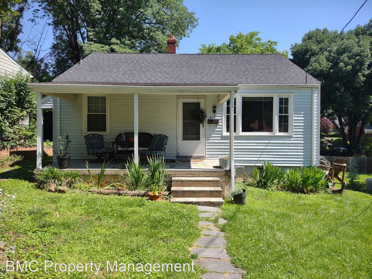 615 Park Ln E - Photo 2 of 8