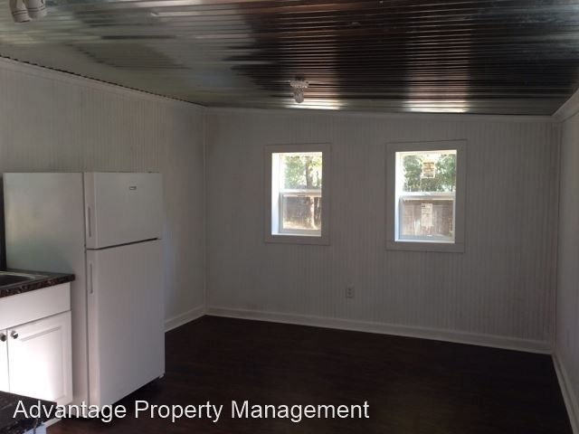 85 Fuller Rd - Photo 3 of 7