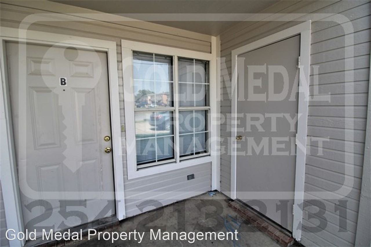 1312 Dugger Circle - Photo 2 of 20