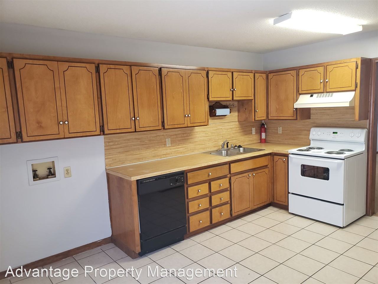 2085 Keathley - Photo 2 of 6
