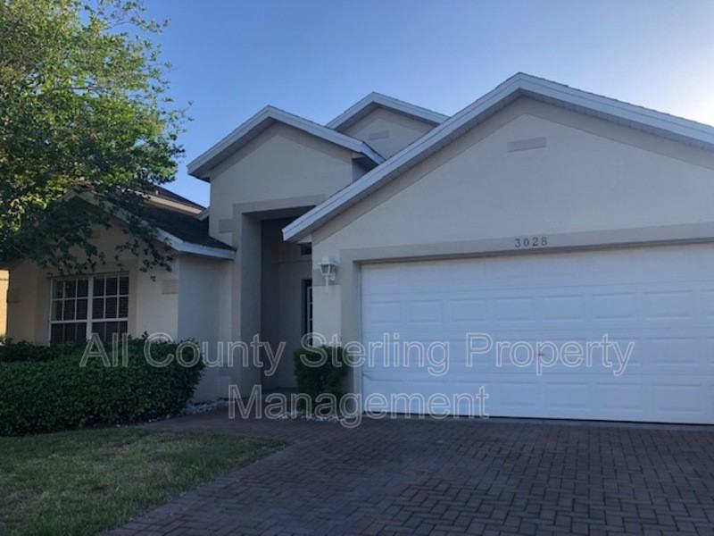 3028 Rob Way - Photo 2 of 11