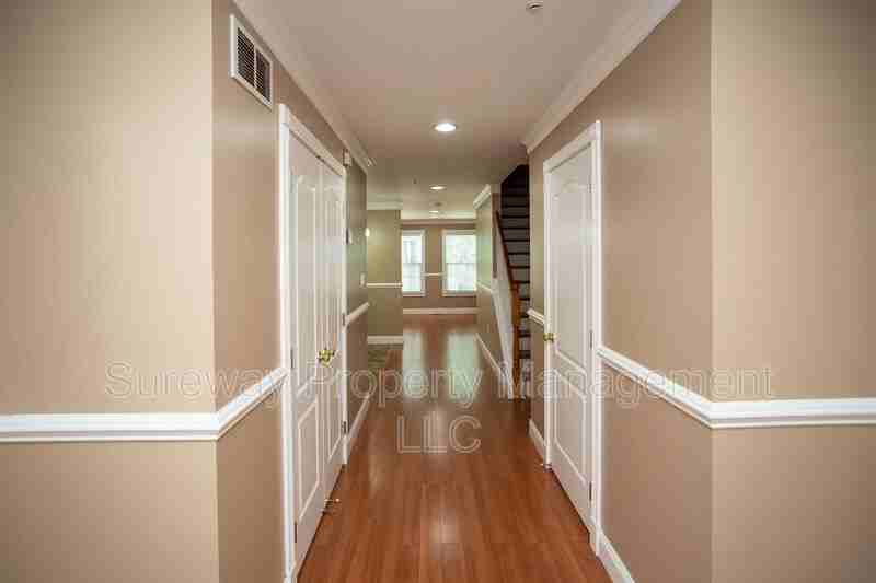 325 Hidden Dr - Photo 2 of 50