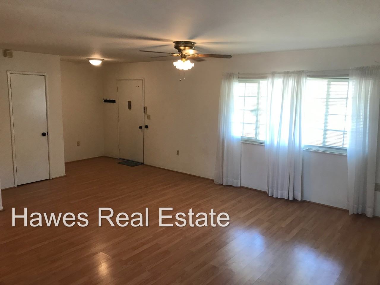 27271 Wentworth Dr - Photo 4 of 22