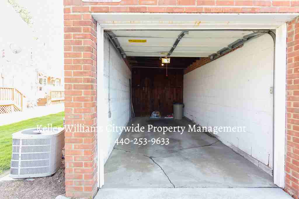 2662 Wooster Rd - Photo 4 of 18