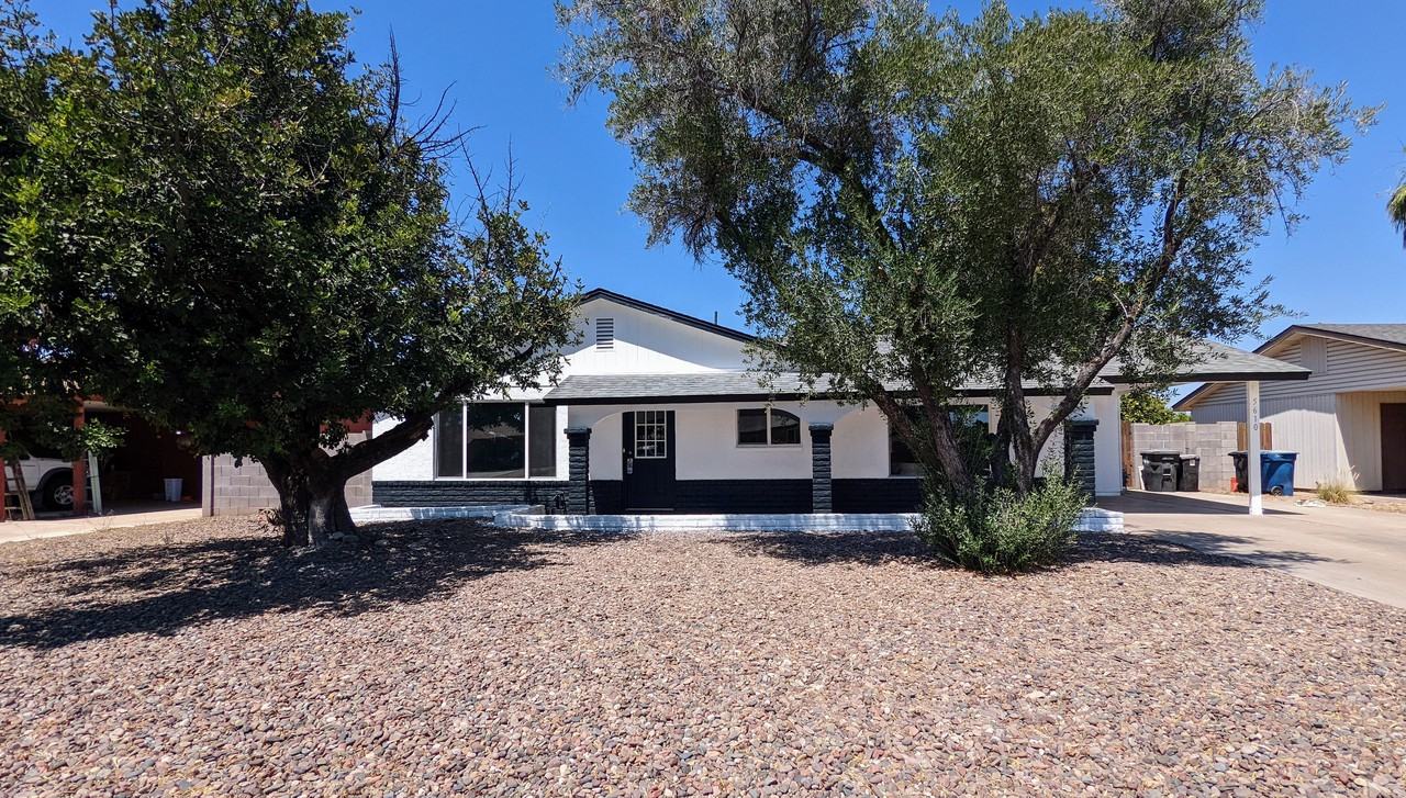 5610 S College Ave - Photo 2 of 24