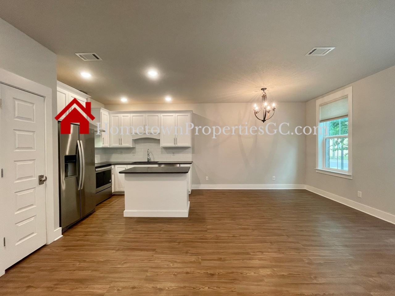 206 N De Villiers St - Photo 2 of 26