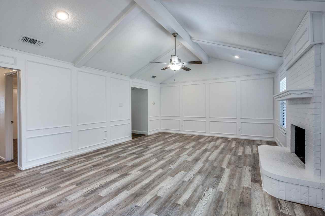 601 Porter Ave - Photo 3 of 12