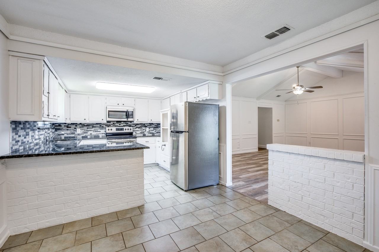 601 Porter Ave - Photo 5 of 12