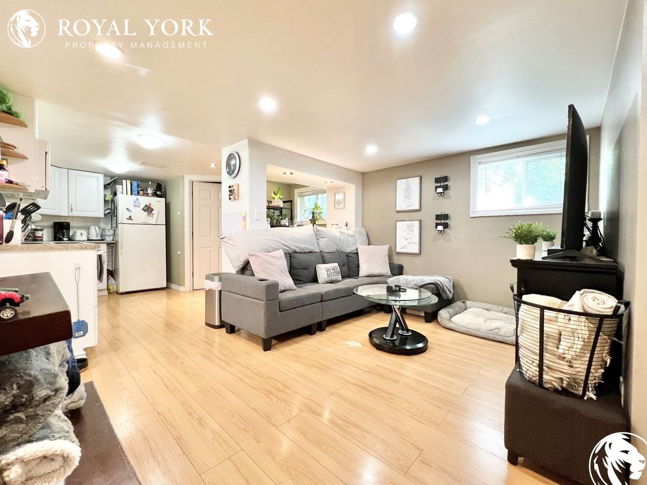 136 Walnut St #3 - Photo 2 of 23