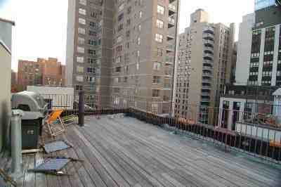 E 18th St #F3 - Photo 2 of 7