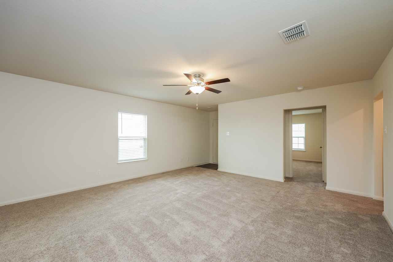 11938 Lake Parker - Photo 4 of 11