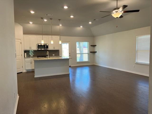 272 Eagle Ford Dr #1 - Photo 2 of 13