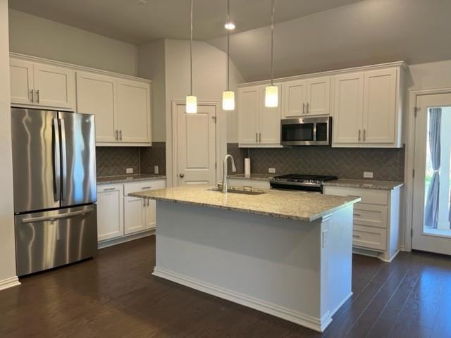 272 Eagle Ford Dr #1 - Photo 3 of 13