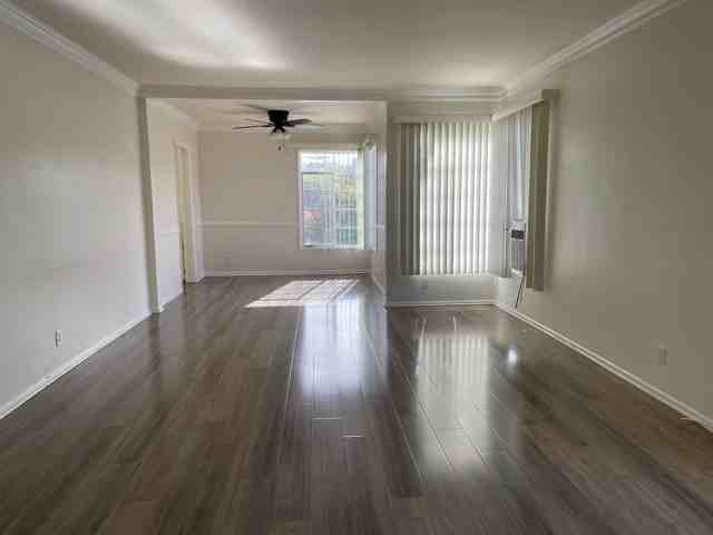 1966-1970 Beverly Glen Apts. - Photo 2 of 13