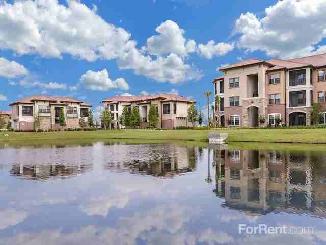 Sanctuary at Eagle Creek - Photo 3 of 27