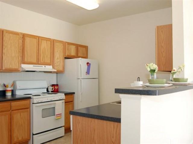 The Jazz District & Highland Place Apartments - Photo 2 of 27